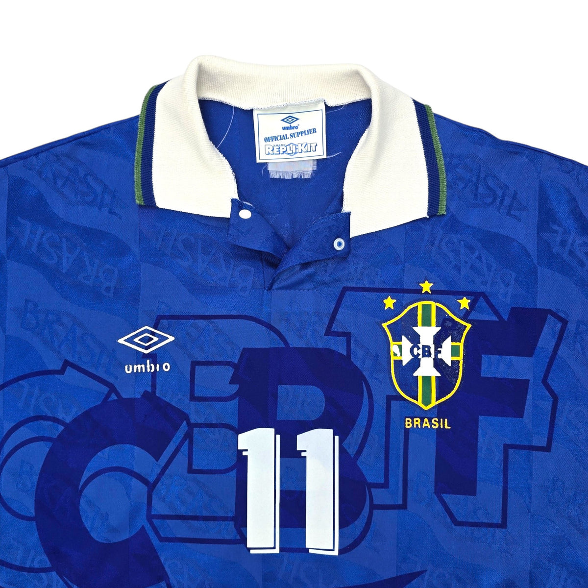 1991/93 Brazil Away Football Shirt (XL) Umbro #11 Romario - Football Finery - FF203946