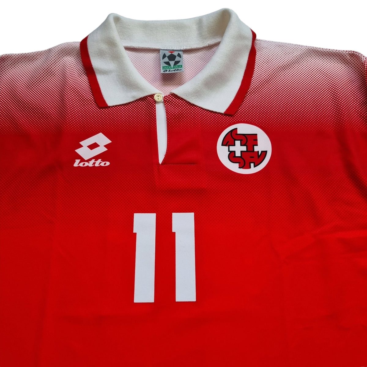 1996/98 Switzerland Home Football Shirt (L) Lotto #11 Chapuisat - Football Finery - FF202763