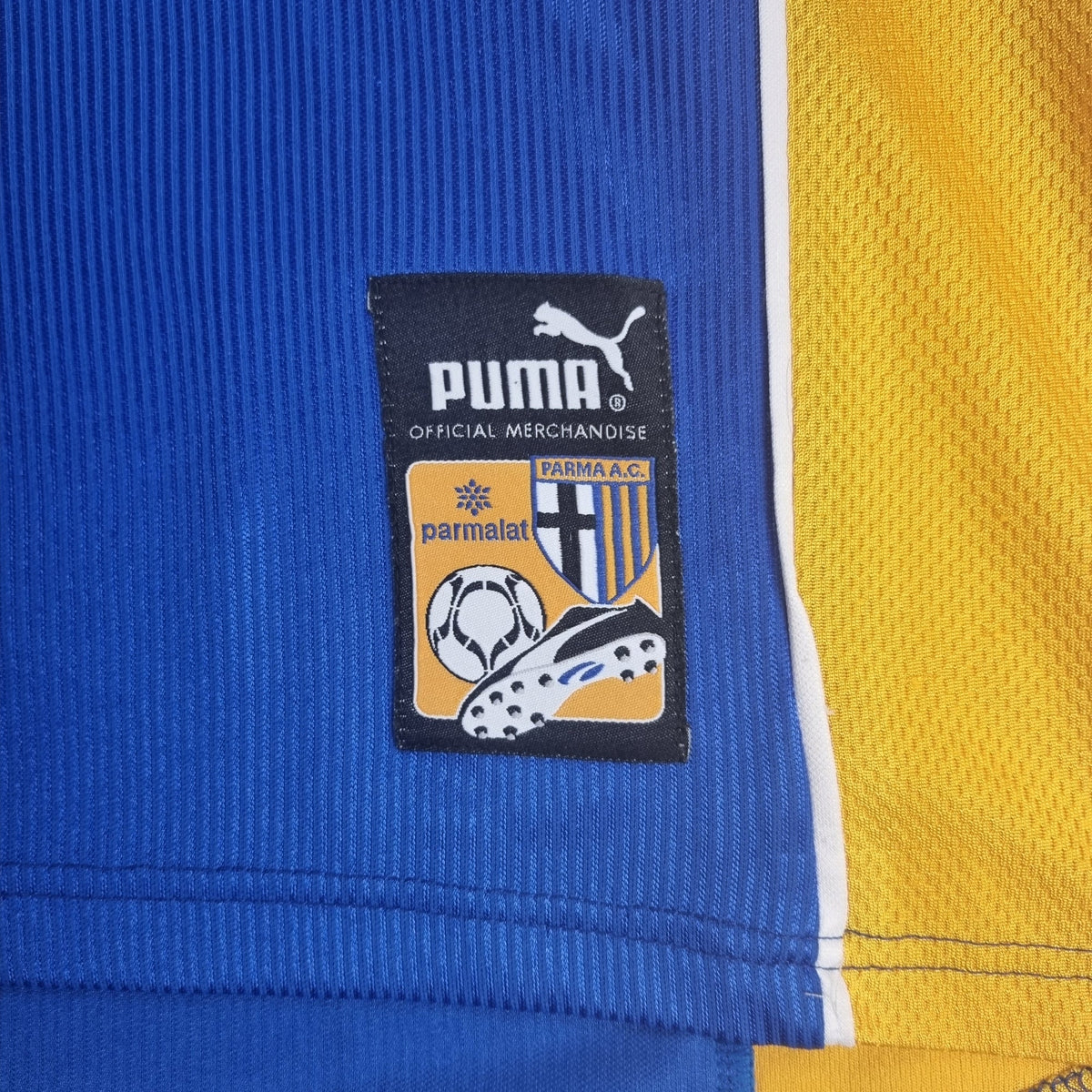 1997/98 Parma Away Football Shirt (XL) Puma #11 Crespo - Football Finery - FF202588