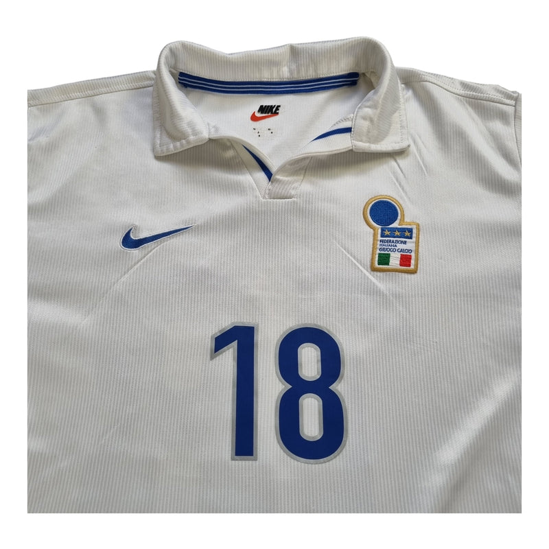 1998/99 Italy Nike Away Football Shirt (M) #18 Baggio - Football Finery - FF202717