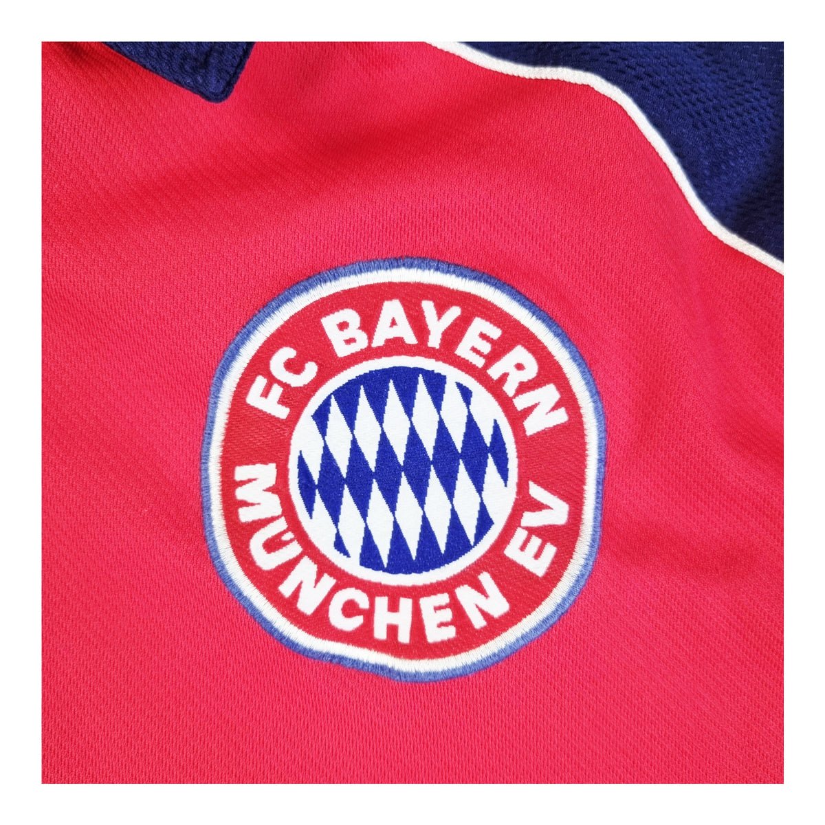 1999/00 Bayern Munich Home Football Shirt (L) Adidas #23 Hargreaves - Football Finery - FF202809