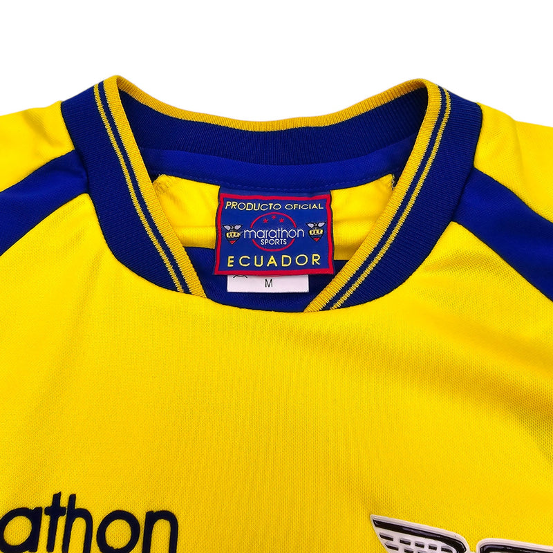 2002/03 Ecuador Home Football Shirt (M) Marathon #11 Delgado - Football Finery - FF204326