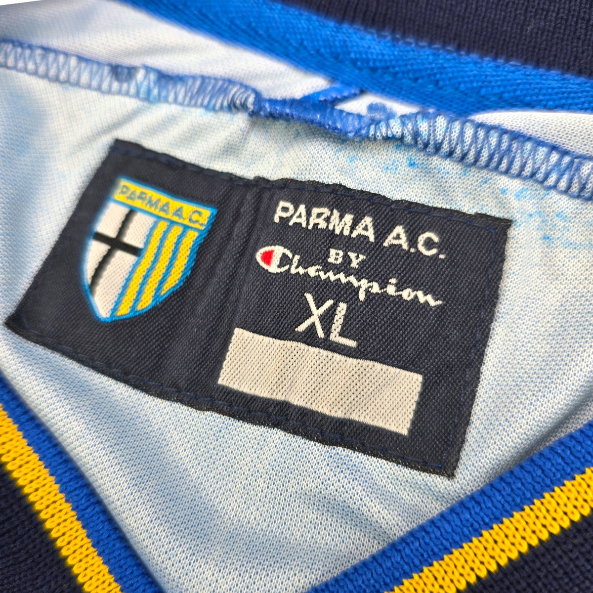 2002/03 Parma Home Football Shirt (XL) Champion - Football Finery - FF204393