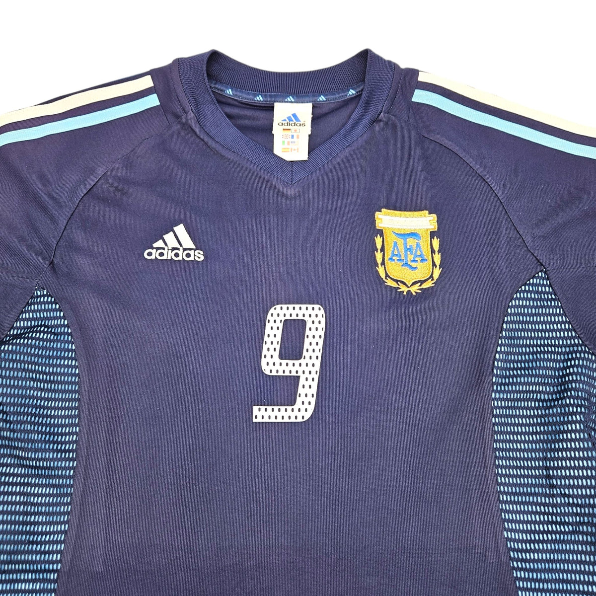 2002/04 Argentina Away Football Shirt (L) Adidas #9 Batistuta - Football Finery - FF204157