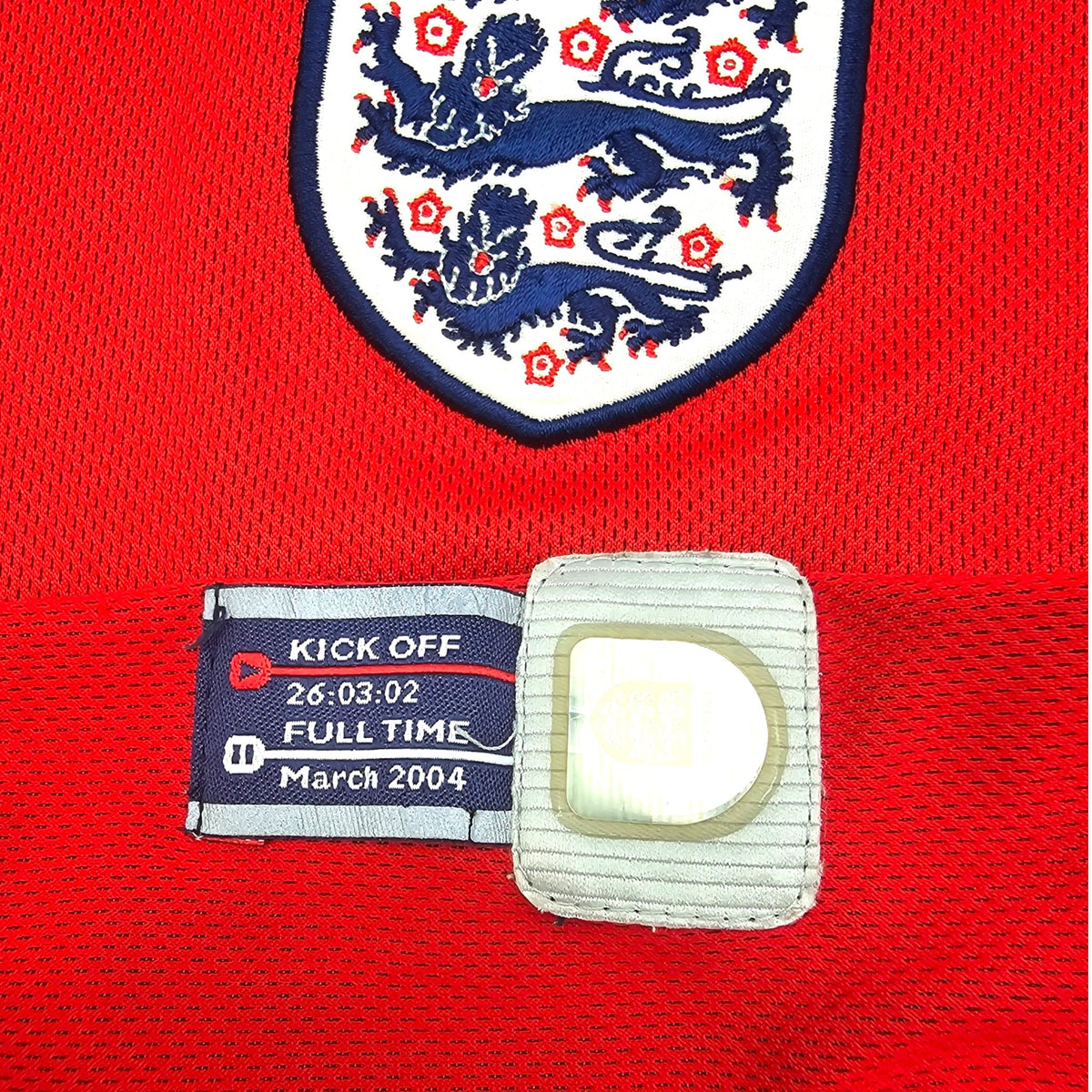 2002/04 England Away Football Shirt (M) Umbro #7 Beckham - Football Finery - FF204096