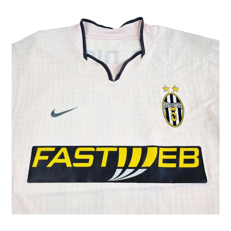 2002/04 Juventus Away Football Shirt (M) Nike #10 Del Piero - Football Finery - FF202784