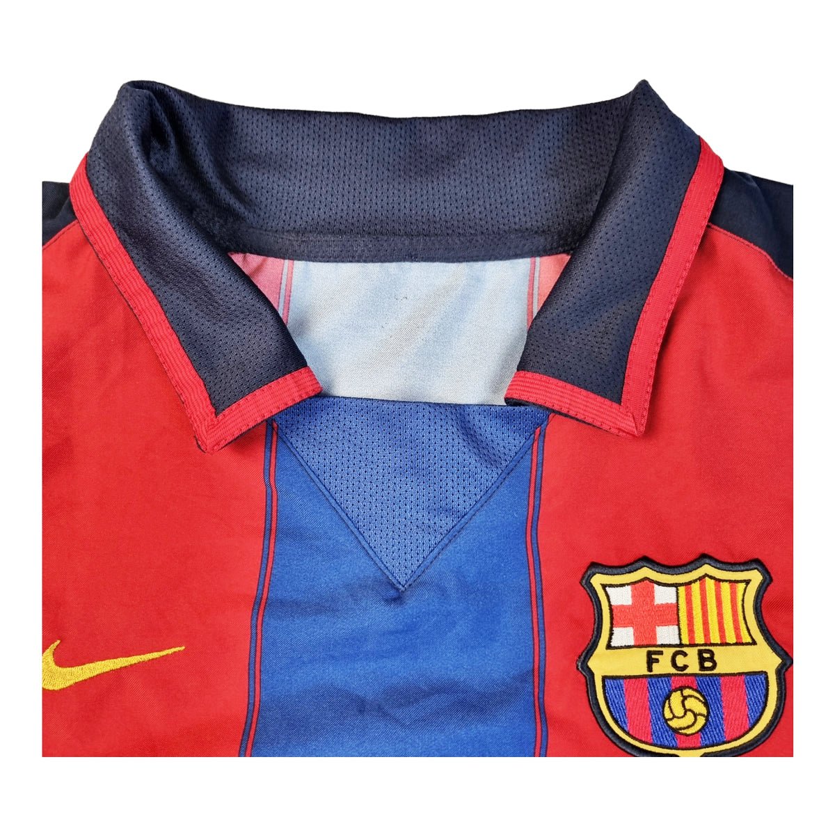 2003/04 Barcelona Home Football Shirt (L) Nike - Football Finery - FF202674