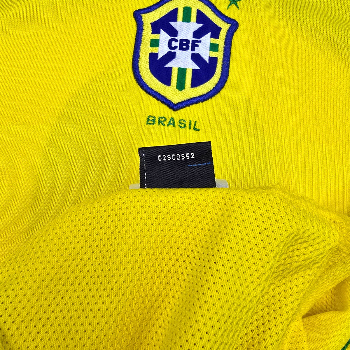 2004/06 Brazil Home Football Shirt (S) Nike #9 Ronaldo - Football Finery - FF204431