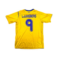 2006/07 Sweden Home Football Shirt (L) Umbro #9 Ljungberg - Football Finery - FF203284