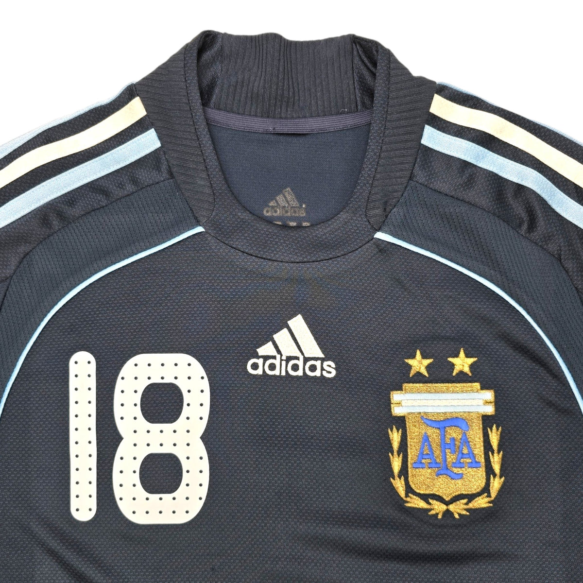 2007/09 Argentina Away Football Shirt (M) Adidas #18 Messi - Football Finery - FF203919