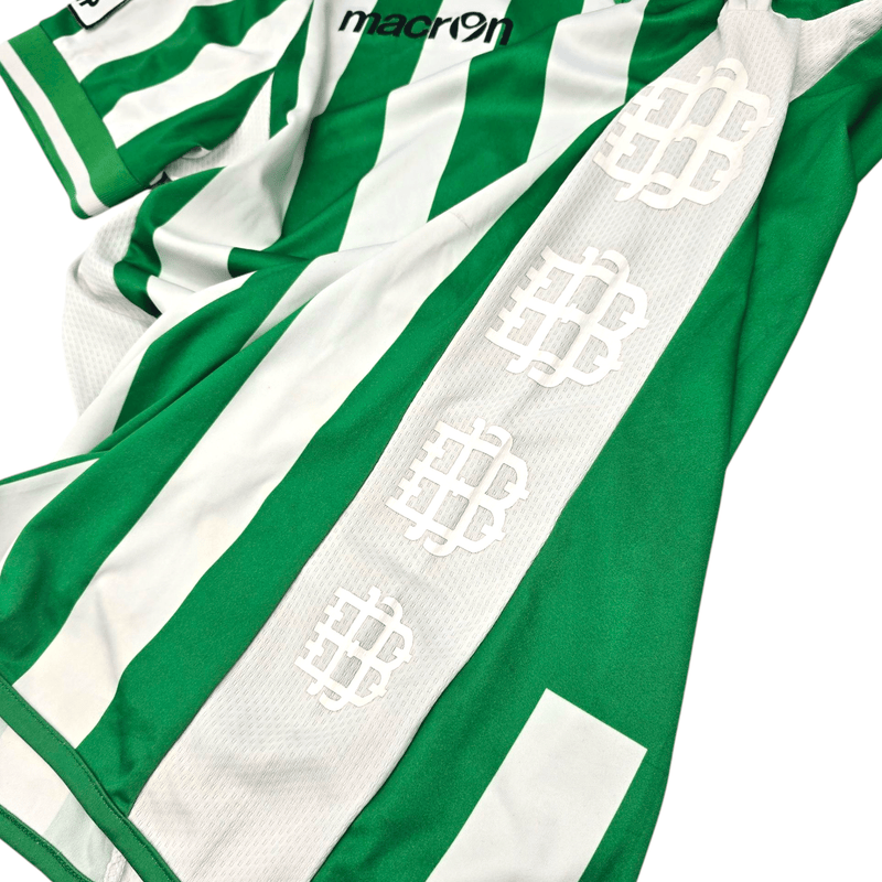 2013/14 Real Betis Home Football Shirt (M) Macron - Football Finery - FF300653