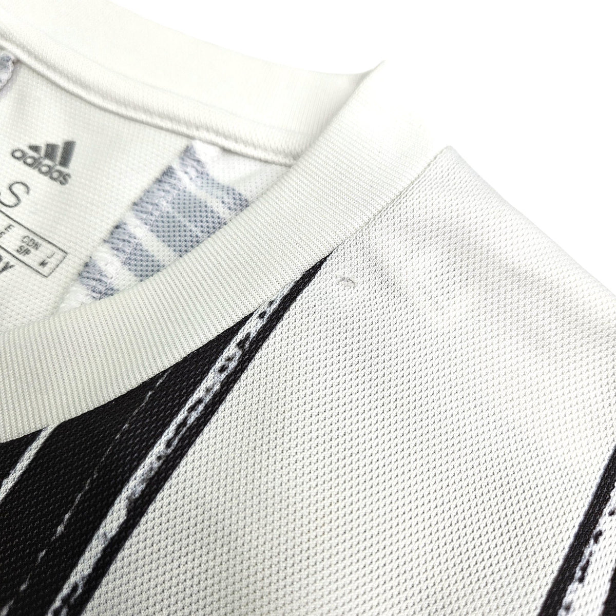 2020/21 Juventus Home Football Shirt (S) Adidas #7 Ronaldo - Football Finery - FF203707