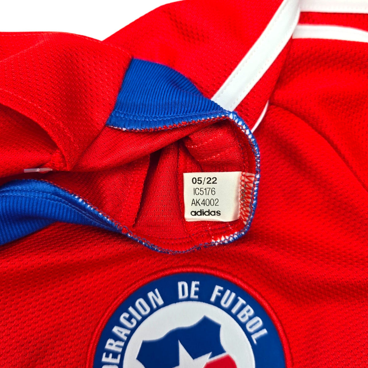 2022/23 Chile Home Football Shirt (L) Adidas - Football Finery - FF203766