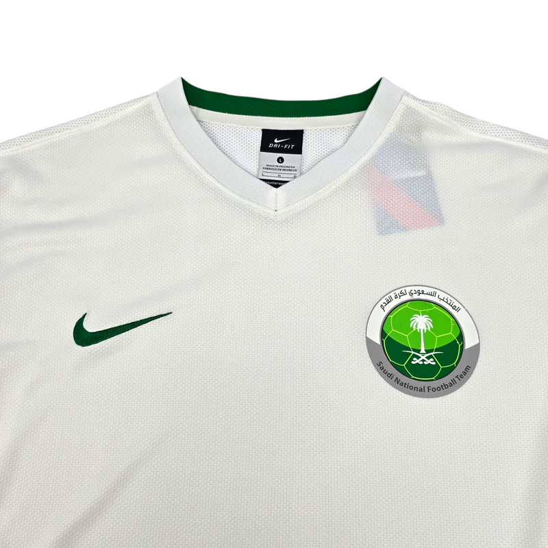 2013/14 Saudi Arabia Home Football Shirt (L) Nike